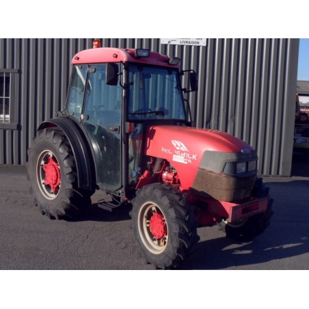 TRACTEUR MC CORMICK